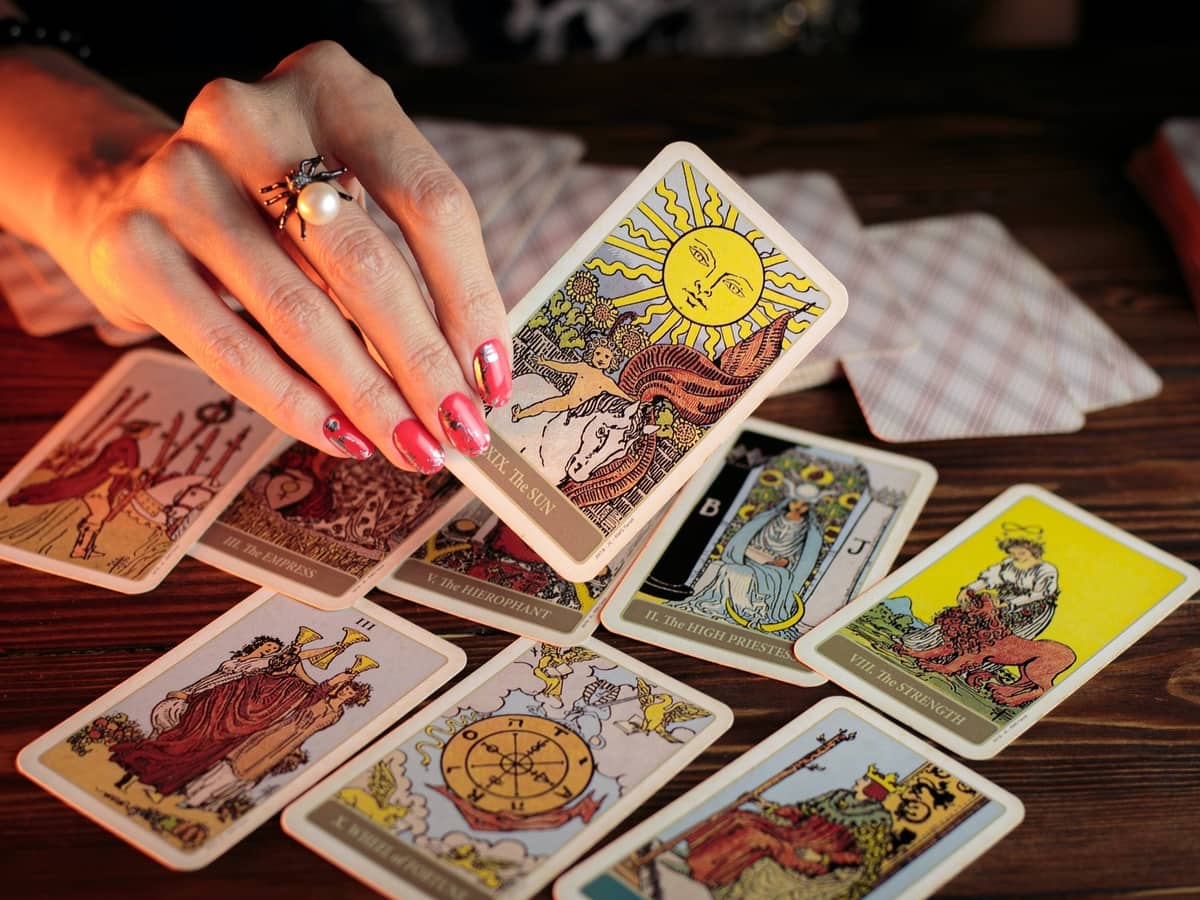 What Are The Ethics Of Tarot Card Reading?